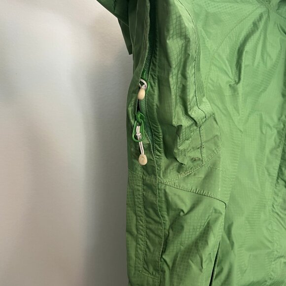 Mountain Equipment Co-Op. Womens. Zip Rain Jacket. Size Medium. Green Color. - Picture 6 of 14